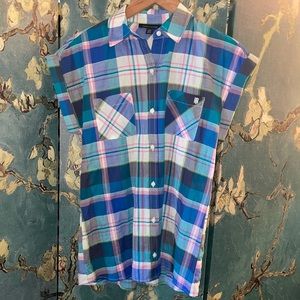 Tommy Hilfiger size xs plaid camp shirt